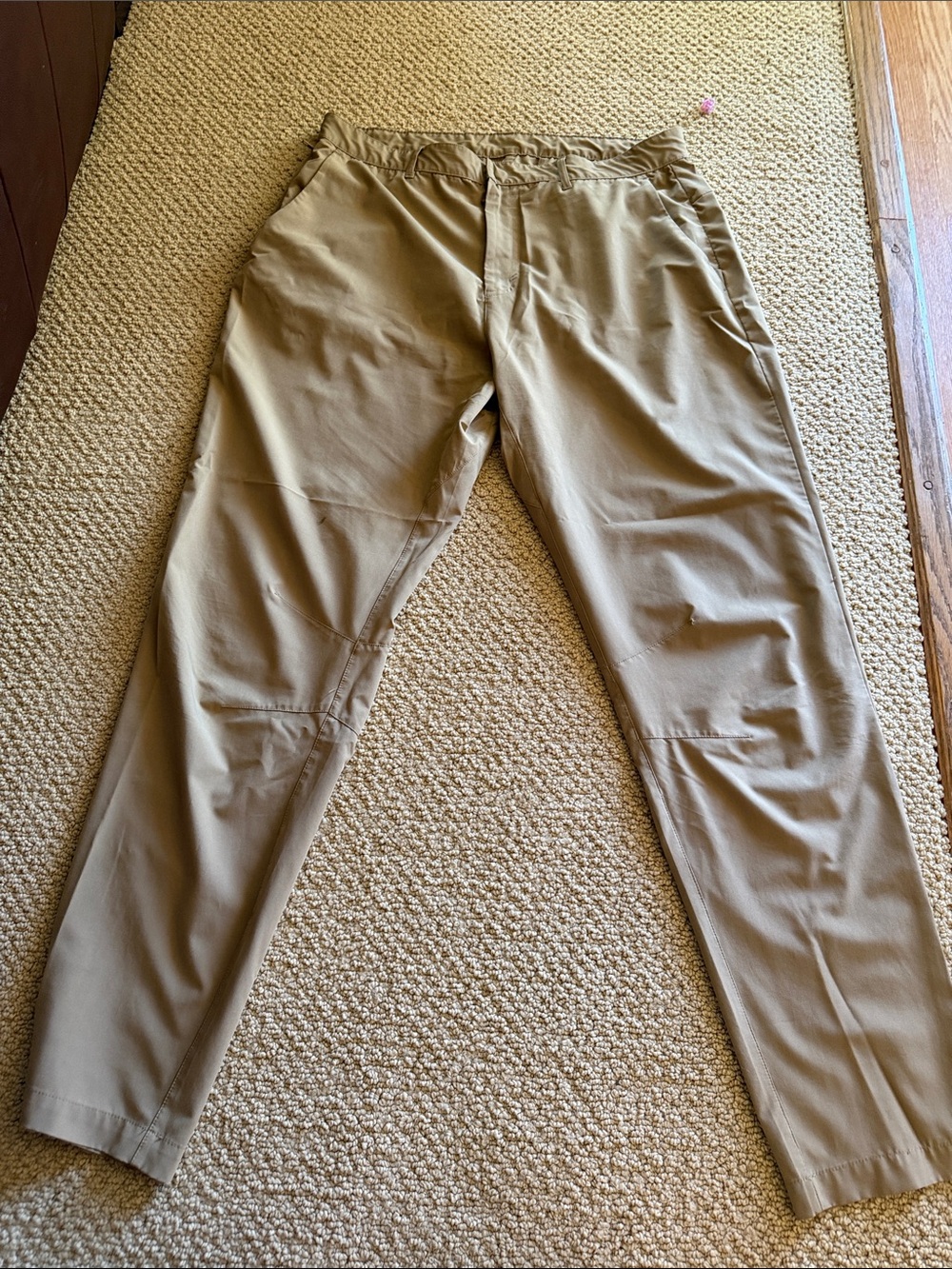 Fabletics Men's Stretch Chinos in Khaki